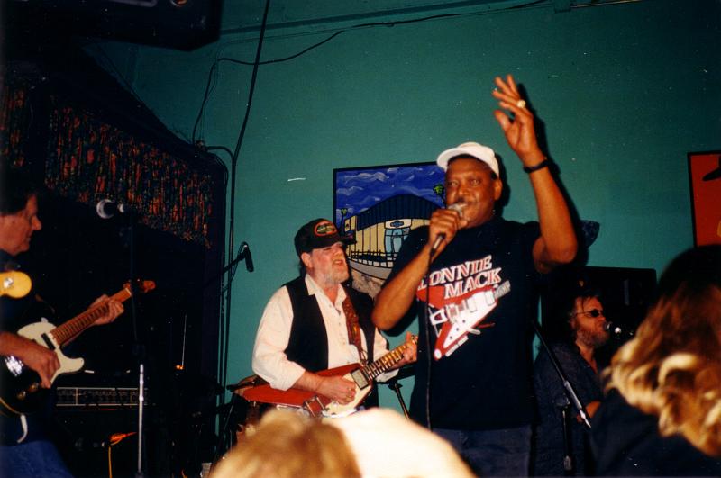3XL.jpg - Dobie performing with Lonnie Mack at 3rd & Lindsley, in Nashville, TN. Reggie Young on Guitar - Johnny Neel on Keyboard (in background)